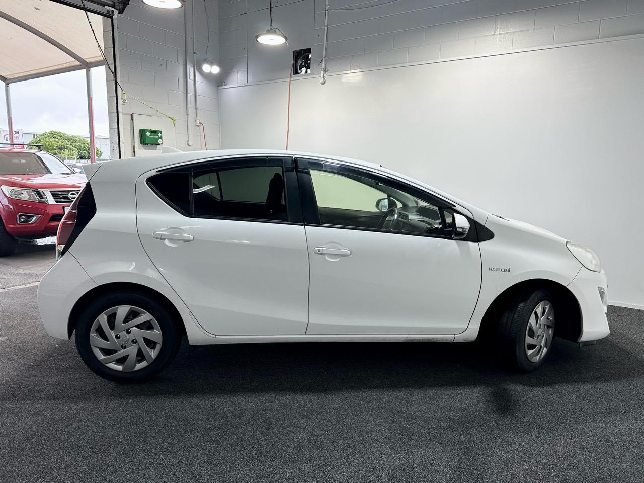 2017 Toyota Aqua