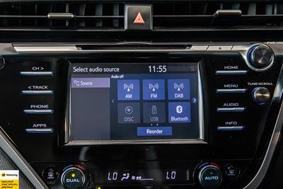2019 Toyota Camry - Thumbnail