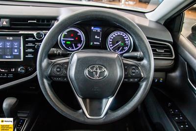 2019 Toyota Camry - Thumbnail
