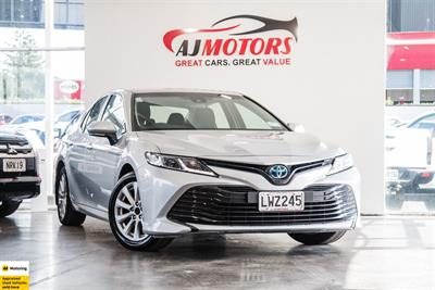 2019 Toyota Camry - Thumbnail