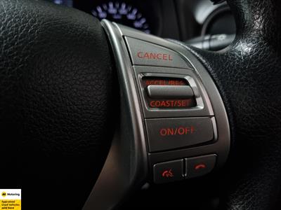 2019 Nissan Navara - Thumbnail