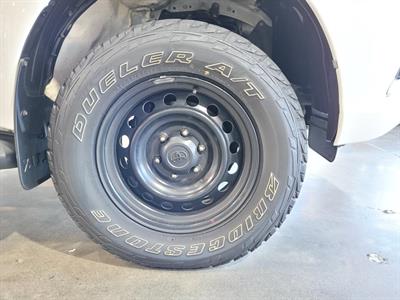 2016 Toyota Hilux - Thumbnail