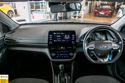 2022 Hyundai IONIQ - Thumbnail