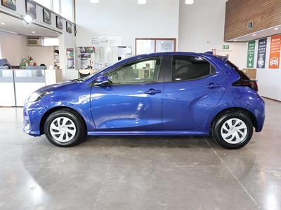 2022 Toyota Yaris - Thumbnail