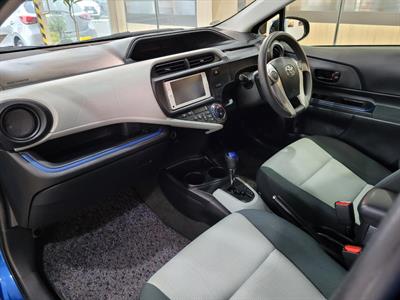 2014 Toyota Aqua - Thumbnail