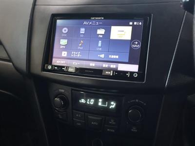 2016 Suzuki Swift - Thumbnail