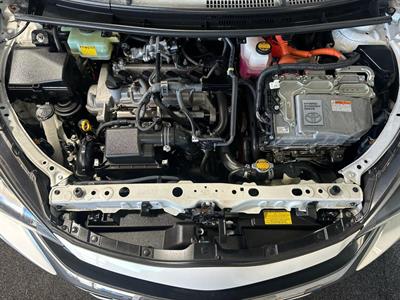 2014 Toyota Aqua - Thumbnail