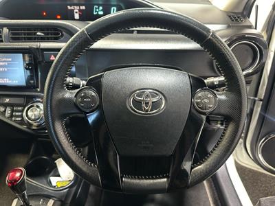 2014 Toyota Aqua - Thumbnail