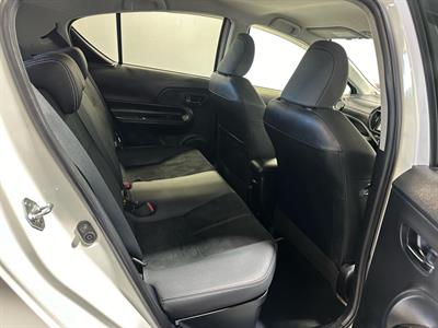 2014 Toyota Aqua - Thumbnail