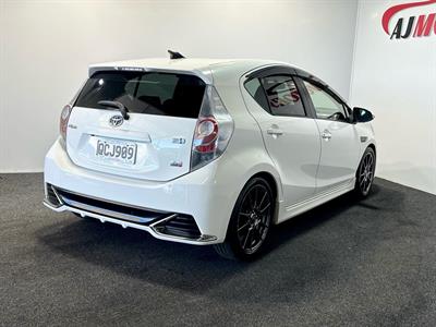 2014 Toyota Aqua - Thumbnail