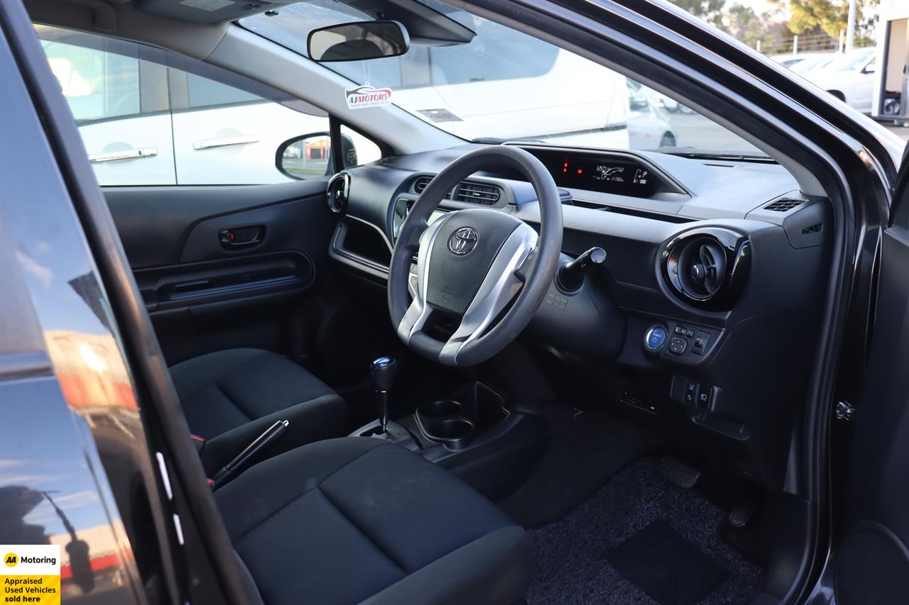 2016 Toyota Aqua