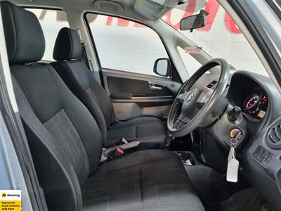2010 Suzuki SX4 - Thumbnail