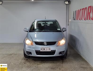 2010 Suzuki SX4 - Thumbnail