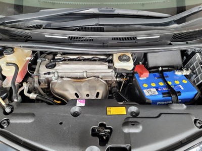 2015 Toyota Estima - Thumbnail