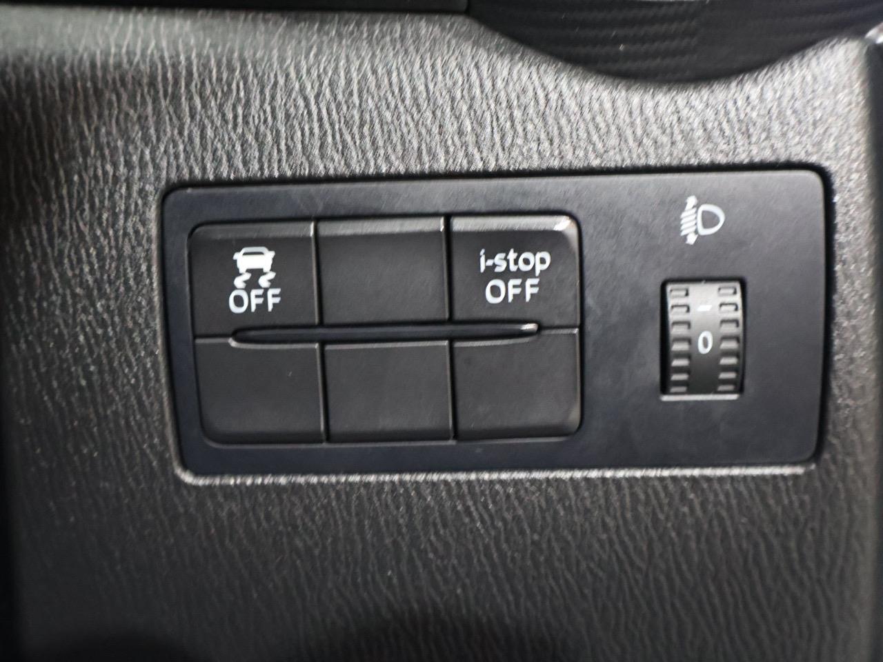 2016 Mazda Demio