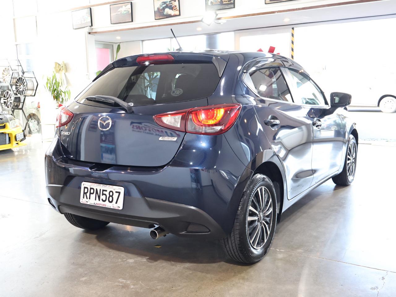 2016 Mazda Demio