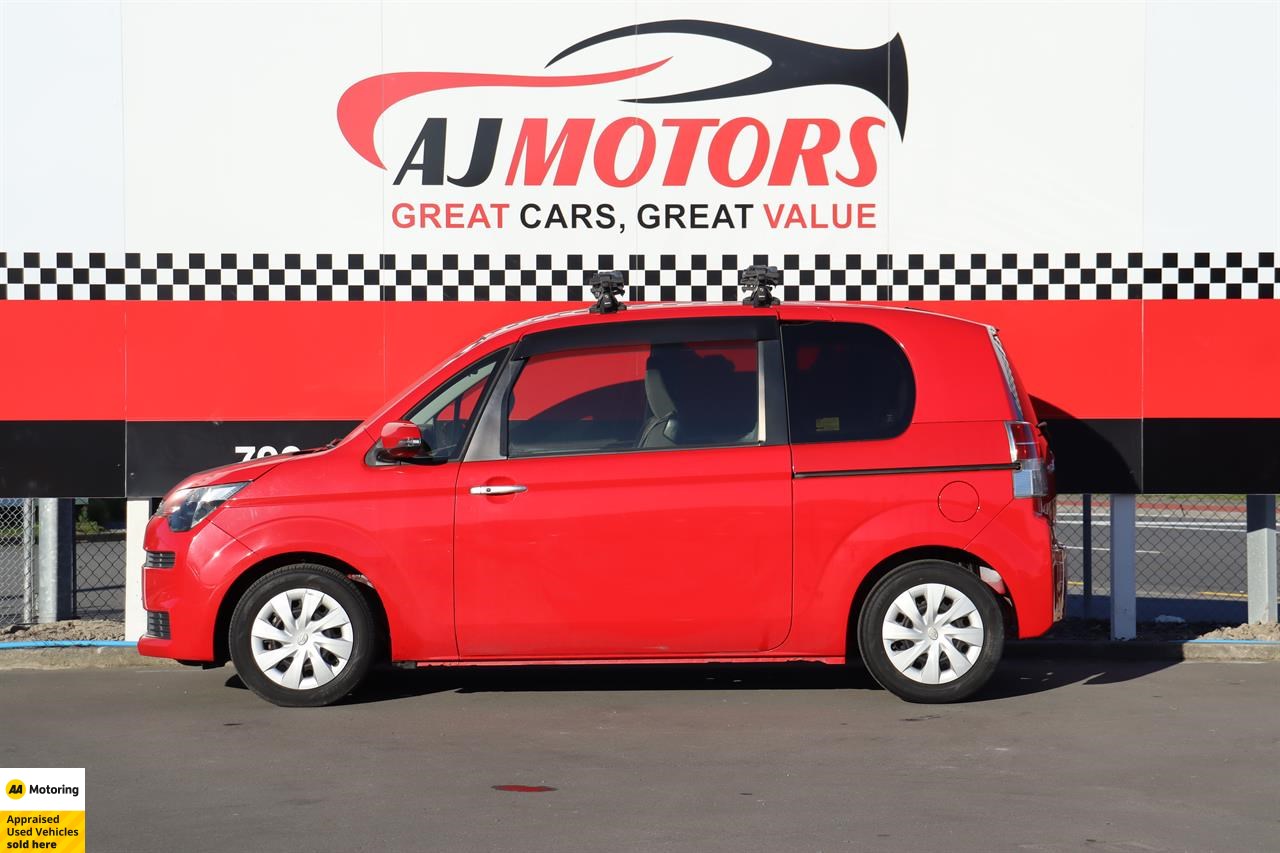2015 Toyota Spade