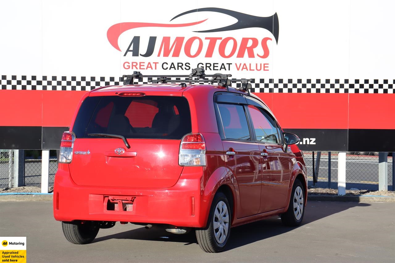 2015 Toyota Spade