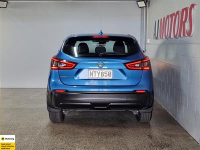 2021 Nissan Qashqai - Thumbnail
