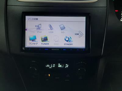 2014 Suzuki Swift - Thumbnail