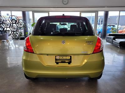 2014 Suzuki Swift - Thumbnail