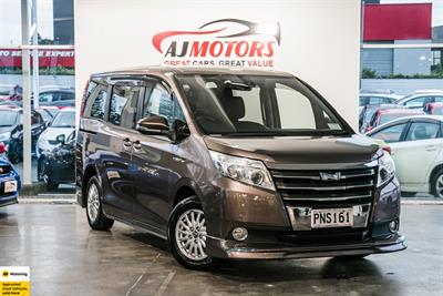 2014 Toyota Noah