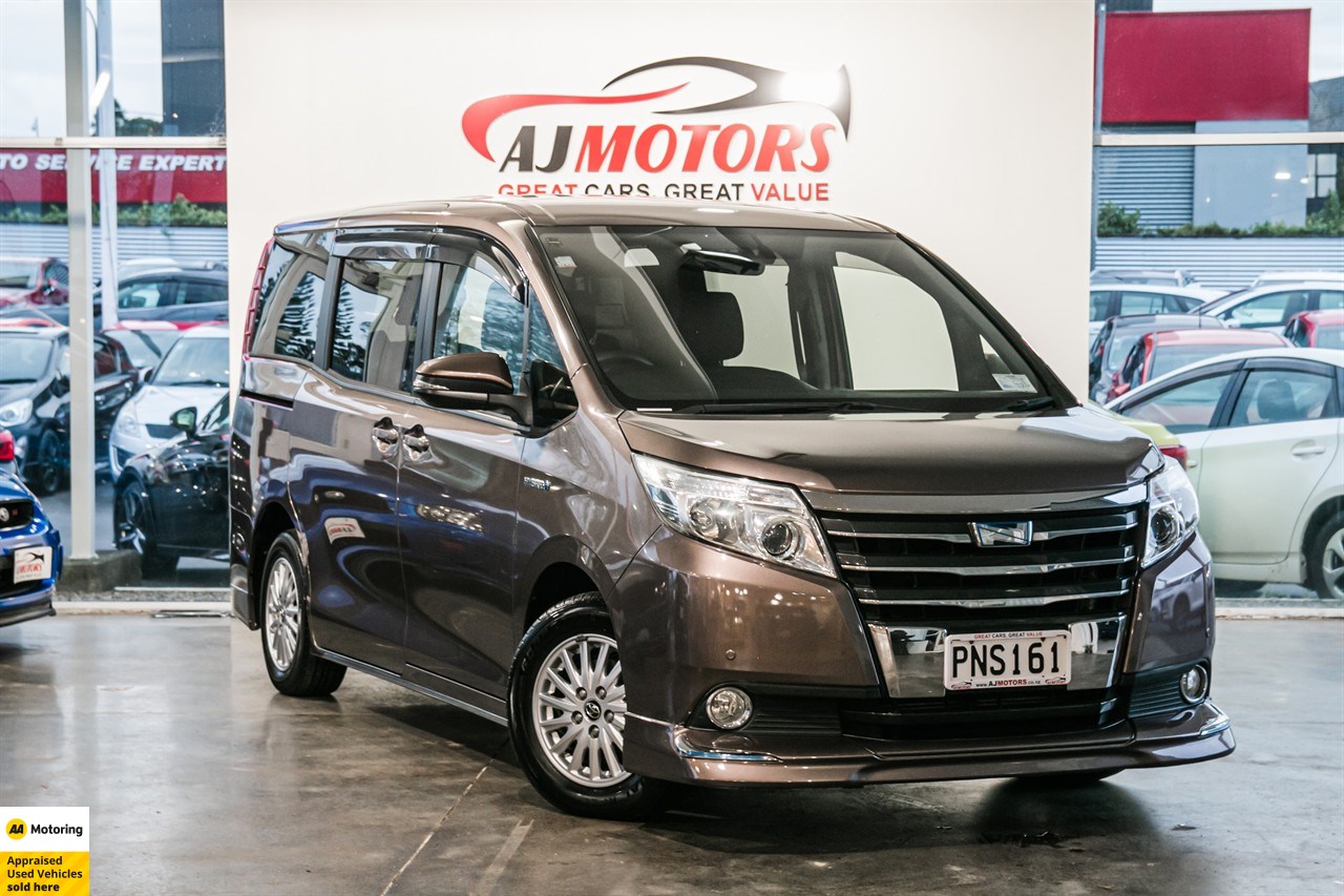 2014 Toyota Noah