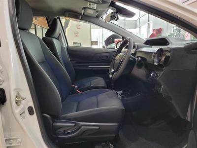 2018 Toyota Aqua - Thumbnail