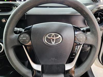 2018 Toyota Aqua - Thumbnail