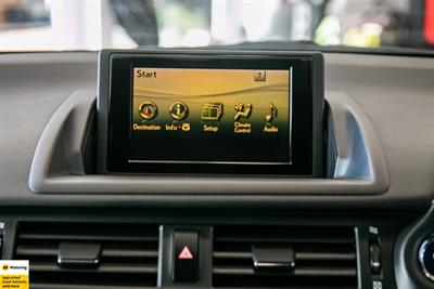 2012 Lexus CT 200h - Thumbnail