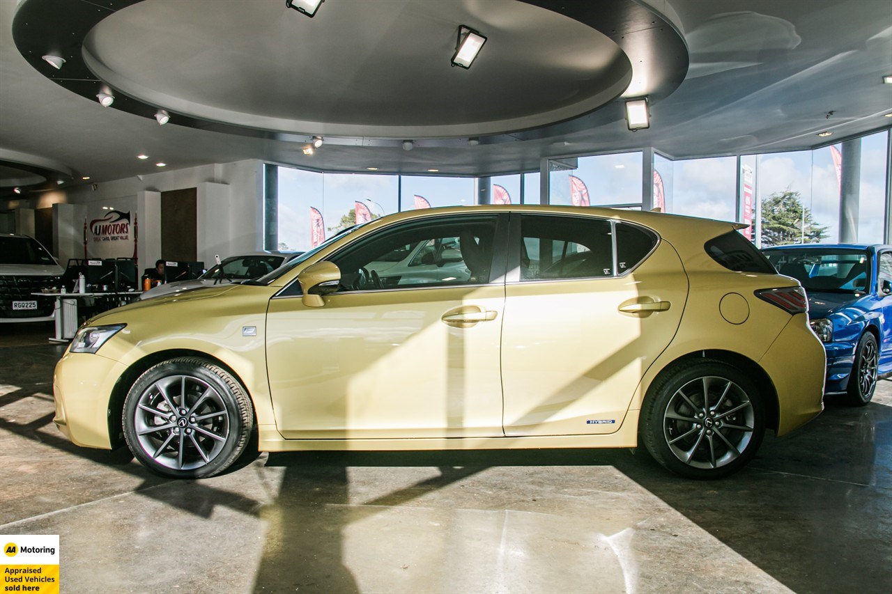 2012 Lexus CT 200h