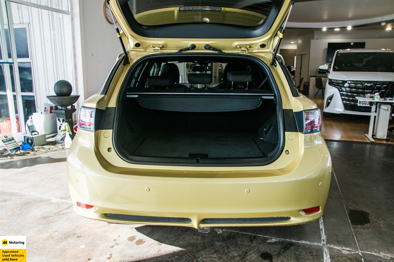 2012 Lexus CT 200h