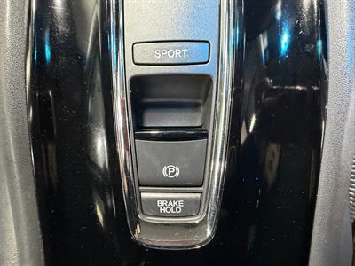 2014 Honda Vezel - Thumbnail