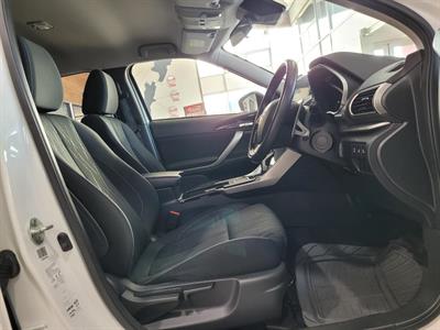 2018 Mitsubishi Eclipse Cross - Thumbnail