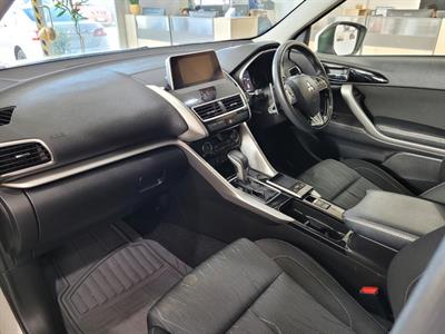 2018 Mitsubishi Eclipse Cross - Thumbnail