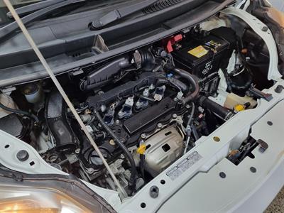 2012 Toyota Porte - Thumbnail