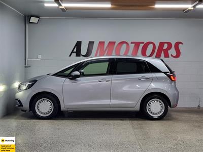 2020 Honda Fit - Thumbnail