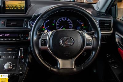 2012 Lexus CT200H - Thumbnail