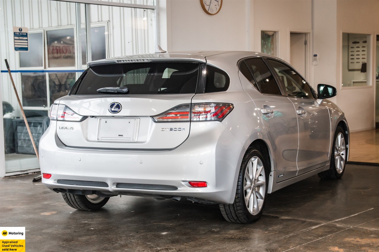 2012 Lexus CT200H