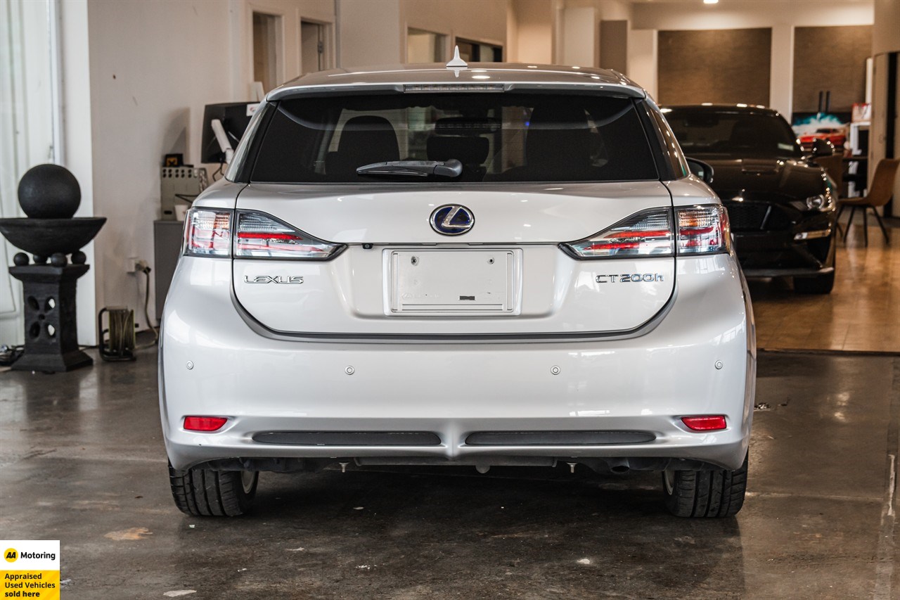2012 Lexus CT200H