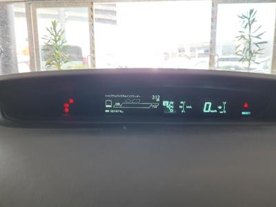 2013 Toyota Prius - Thumbnail