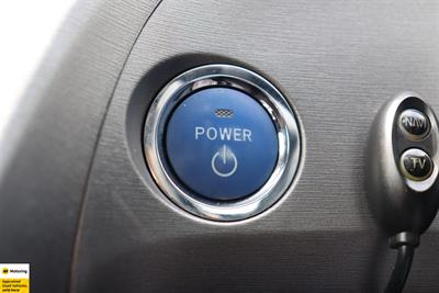 2012 Toyota Prius - Thumbnail