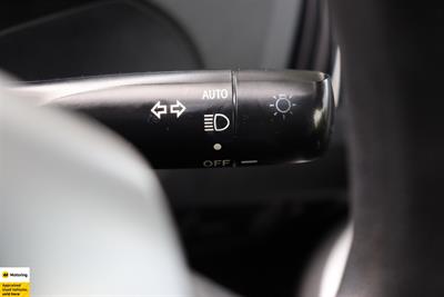 2012 Toyota Prius - Thumbnail