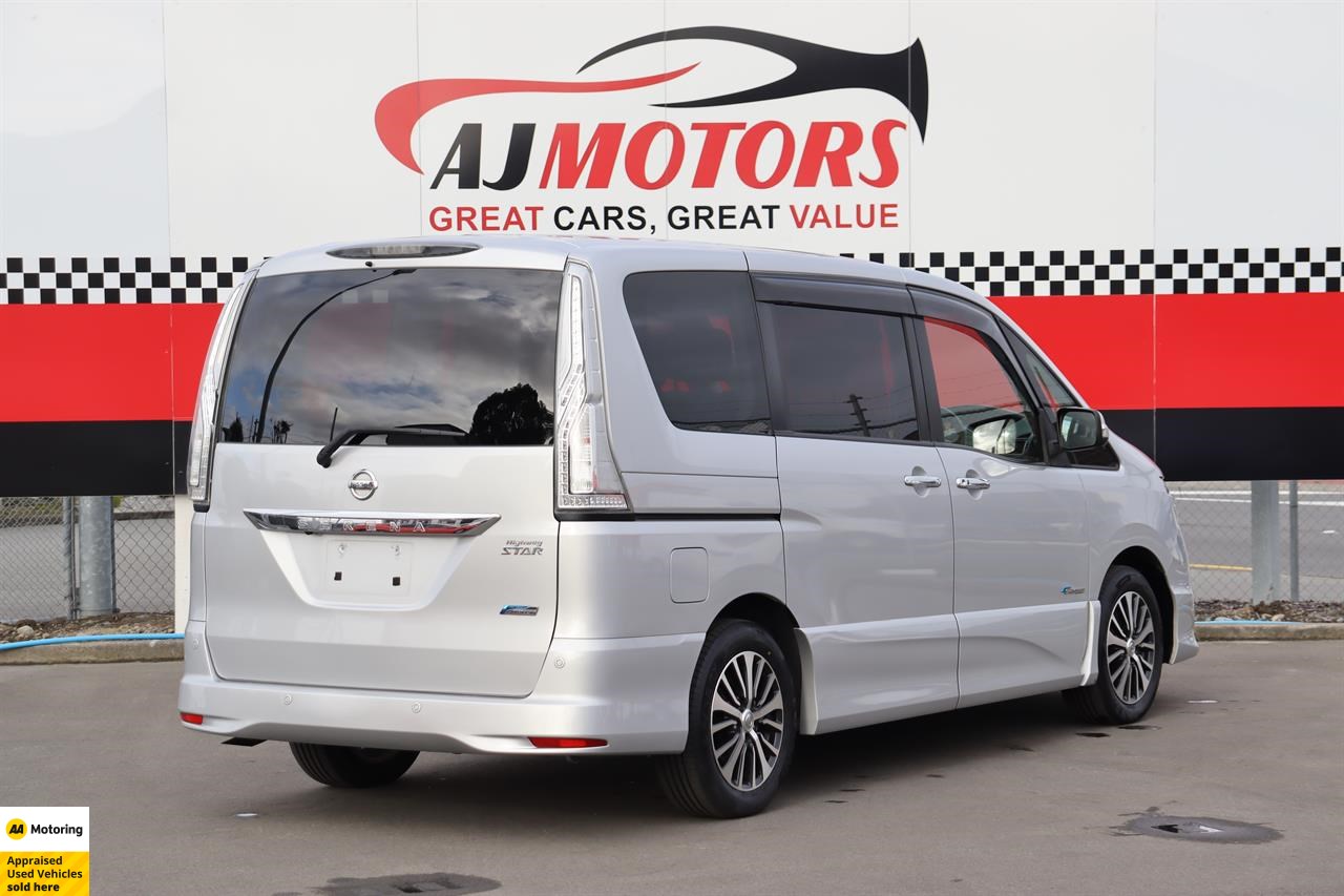 2015 Nissan Serena