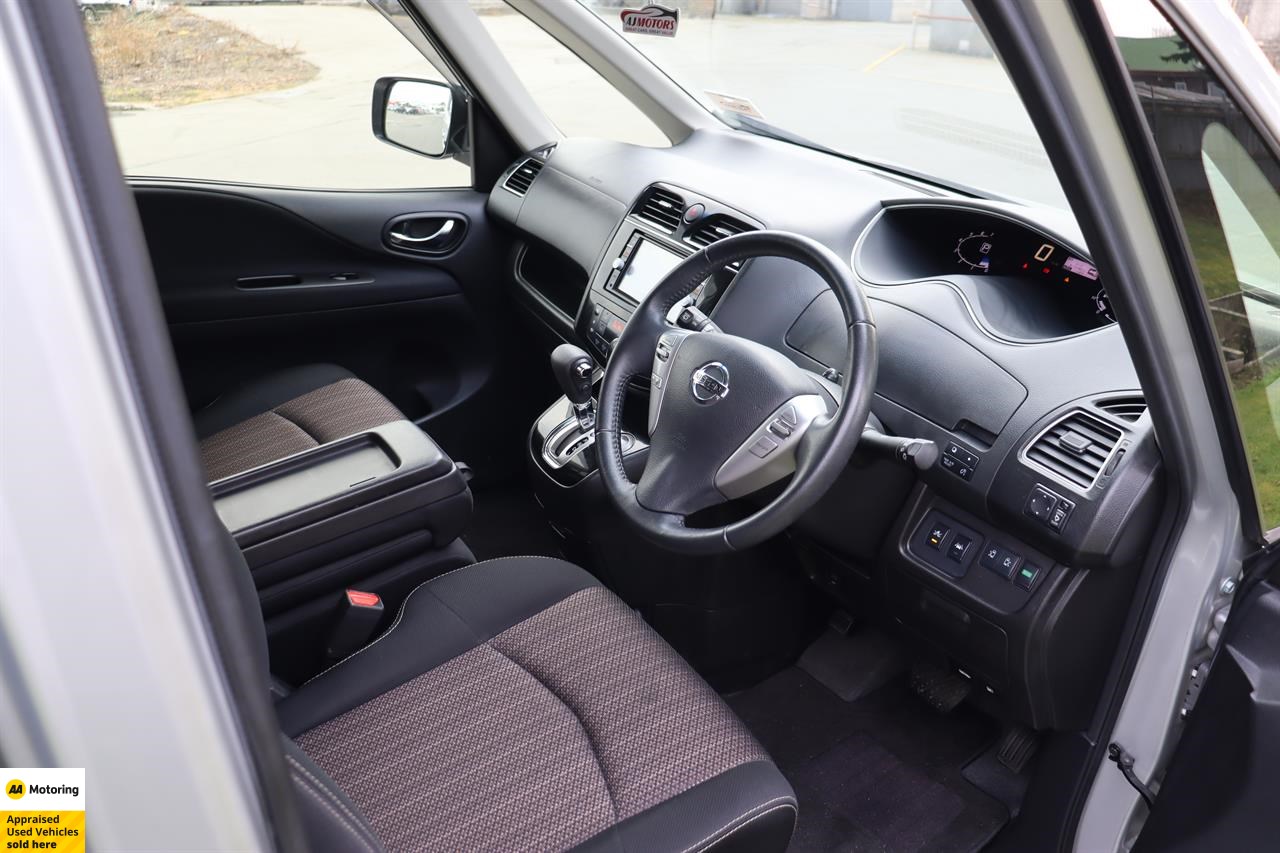 2015 Nissan Serena