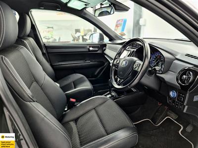 2016 Toyota Corolla - Thumbnail