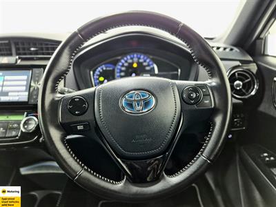 2016 Toyota Corolla - Thumbnail