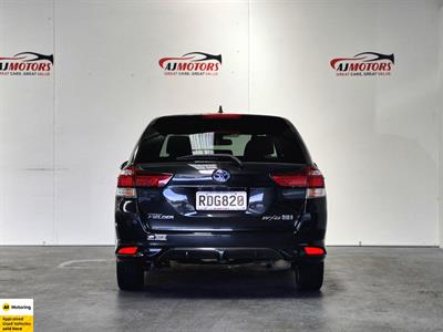 2016 Toyota Corolla - Thumbnail