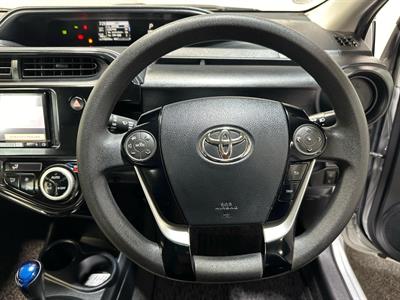 2019 Toyota Aqua - Thumbnail