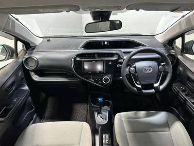 2019 Toyota Aqua - Thumbnail